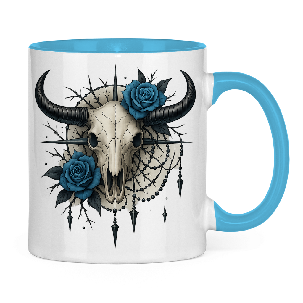 Tasse zweifarbig Rinderschädel mit blauen Rosen, Dornen und Perlen