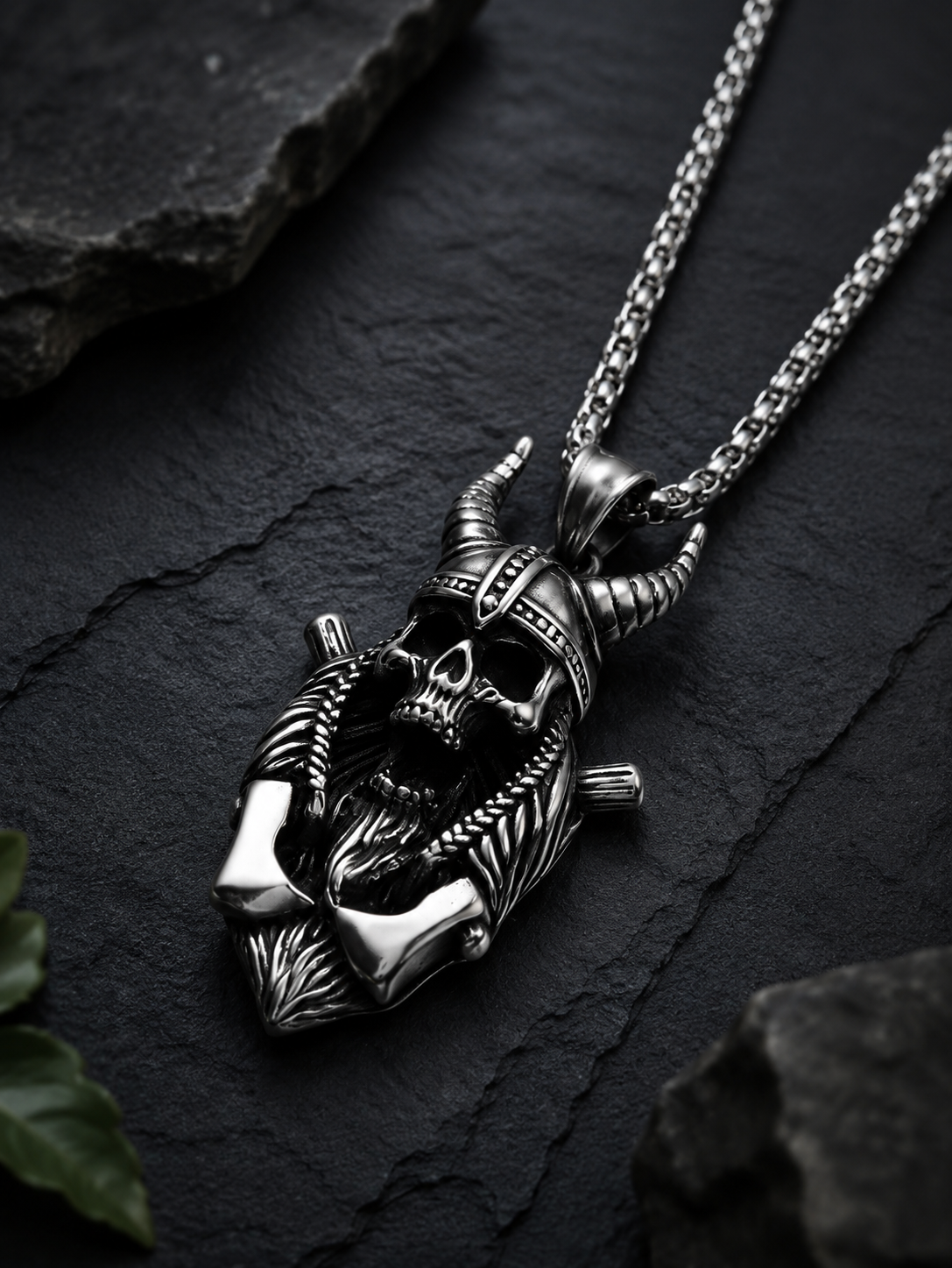 Wikinger Schädel Anhänger aus Edelstahl mit Kette
