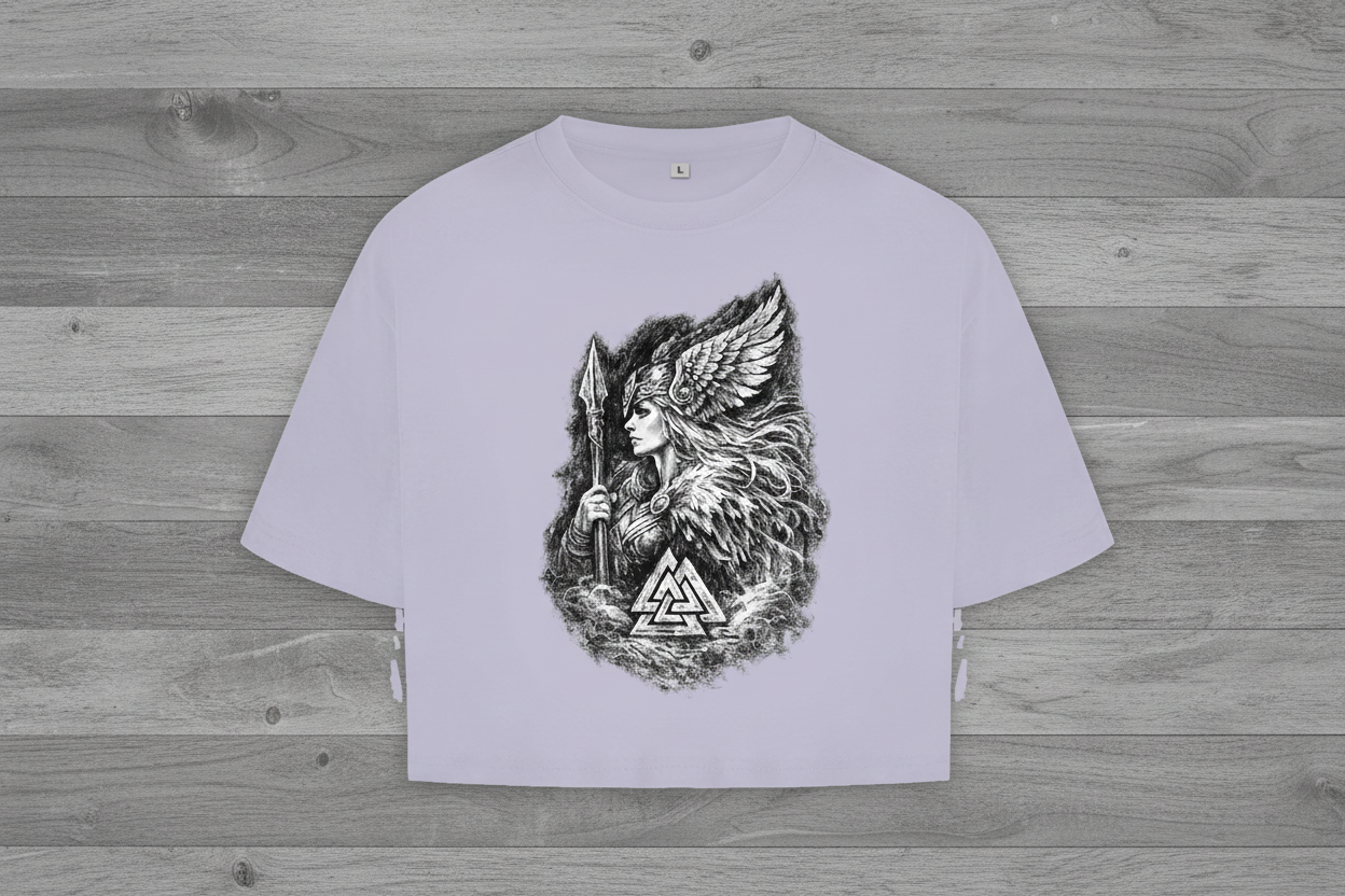 Damen Oversize Crop Top Valkyrie im Nebel mit Valknut-Symbol