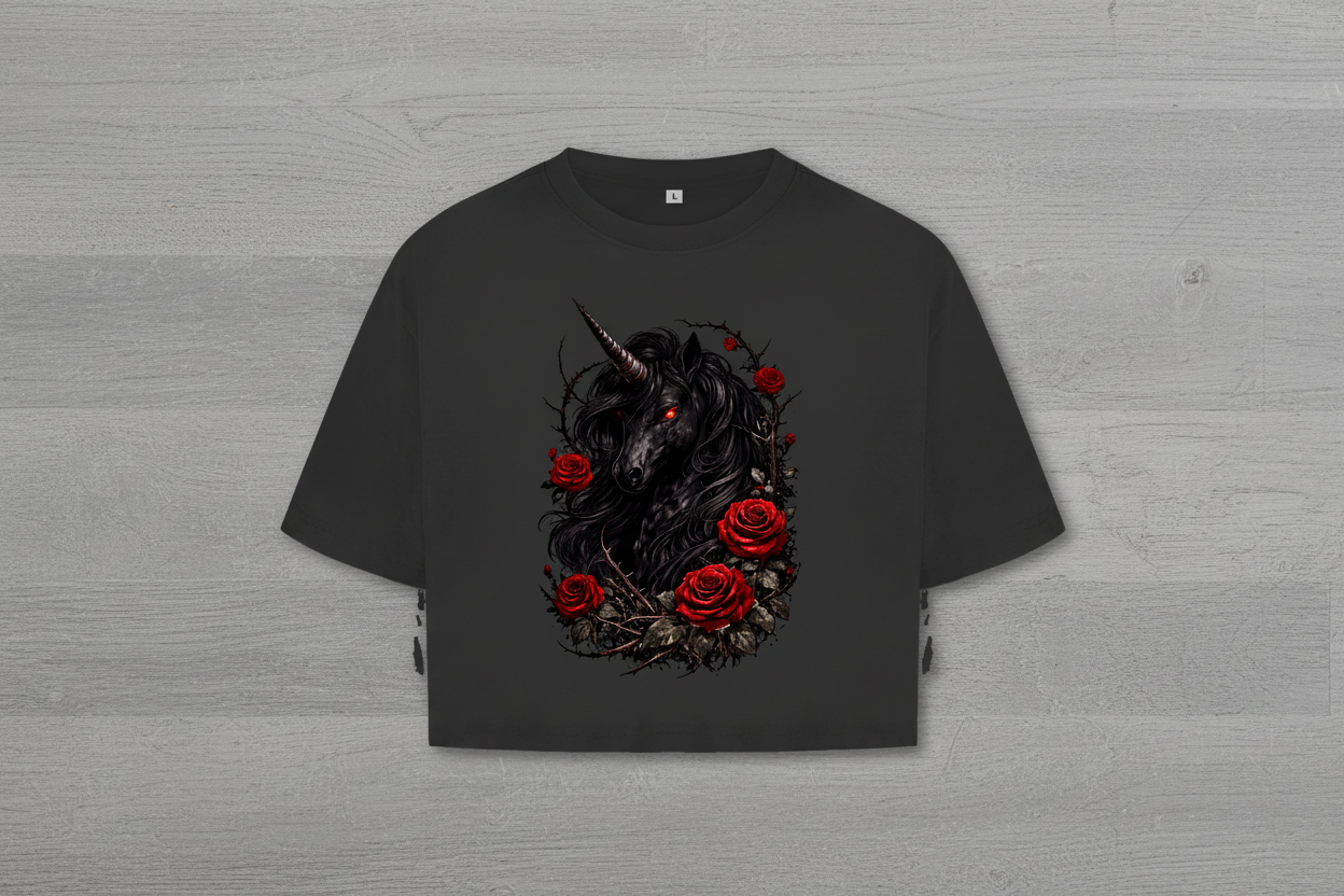 Damen Oversize Crop Top Dämonisches Einhorn mit roten Rosen