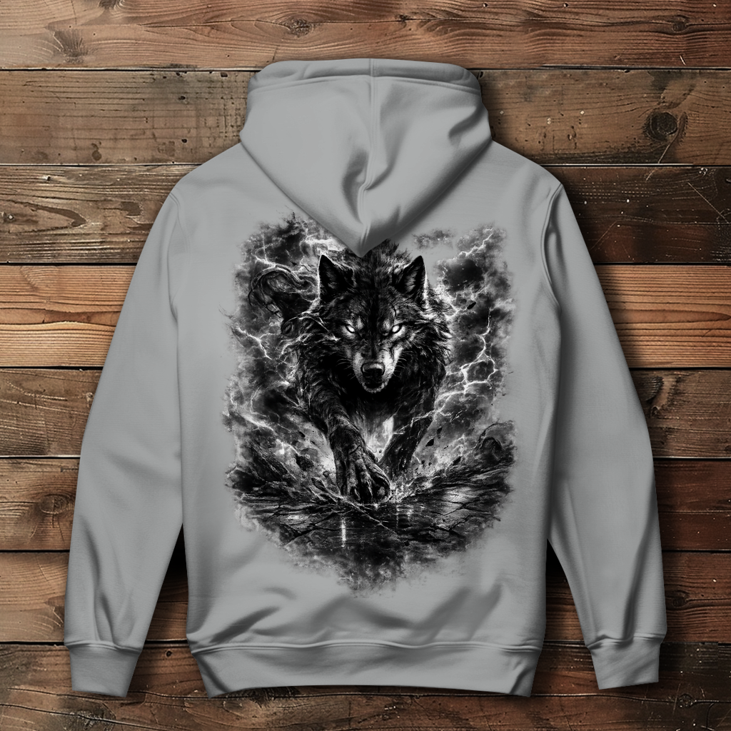 Damen Hoodie Donnernder Wolf in stürmischer Landschaft