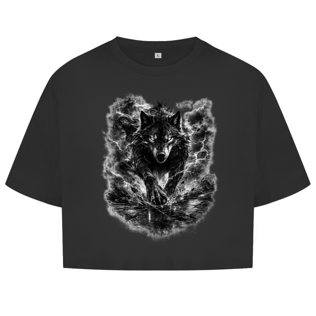 Damen Oversize Crop Top Donnernder Wolf in stürmischer Landschaft