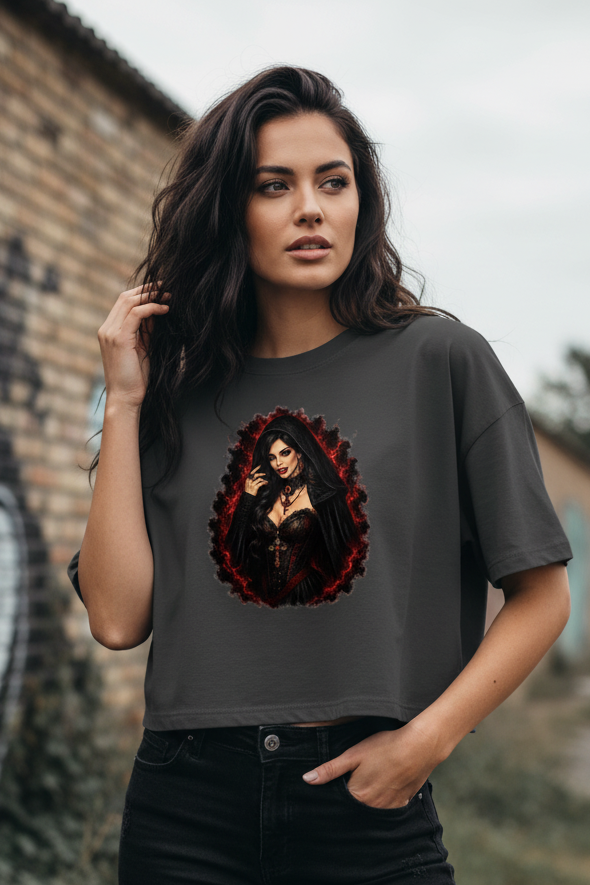 Damen Oversize Crop Top Dunkler, verführerischer vampirischer Blick