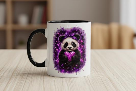 Tasse zweifarbig Kuscheliger Panda mit leuchtendem Herz