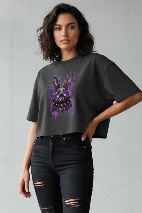 Damen Oversize Crop Top Dramatischer, punkiger Hasenkopf in Neon-Glanz