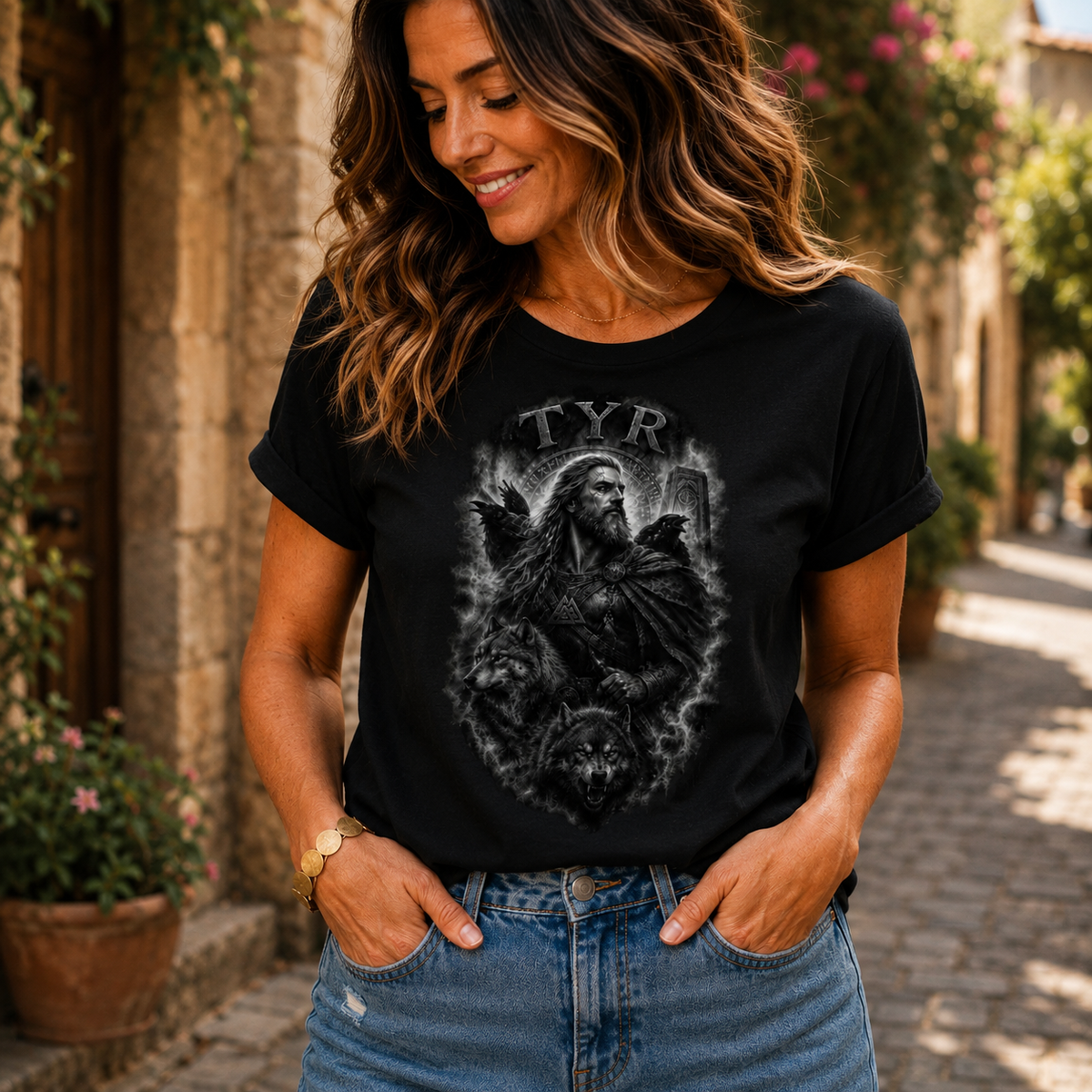 Damen T-Shirt Der Krieger Tyr im Nebel