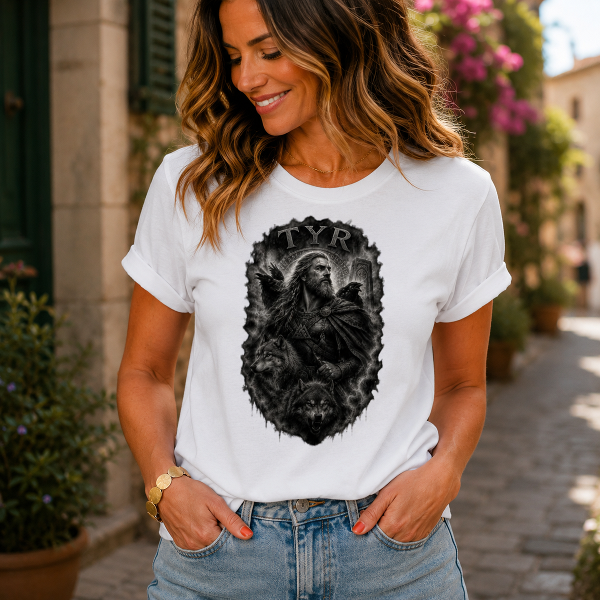 Damen T-Shirt Der Krieger Tyr im Nebel