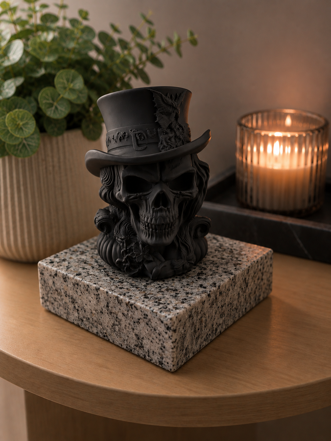 Handgefertigte Figur - Schädel mit Zylinder auf Stein
