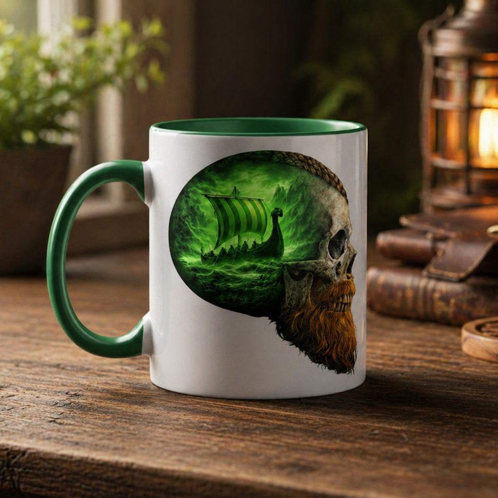 Tasse zweifarbig Vikinger im Schädelmeer grün